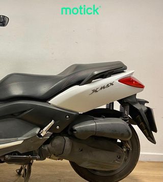 YAMAHA XMAX 125