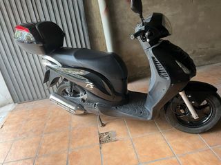 Honda Passion 125i Scooter