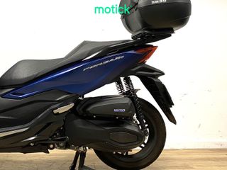HONDA FORZA 350 (TOP CASE)