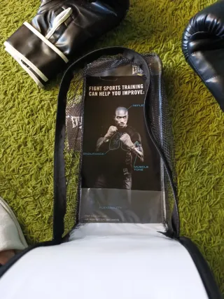 Guantes de Boxeo Everlast Negros