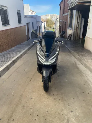 Honda PCX 125cc - Julio 2019