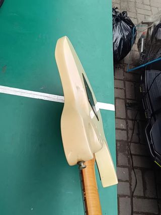 Guitarra Eléctrica Sonido Dinámico