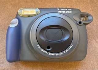 Cámara Fujifilm Instax 200 Como Nuevo