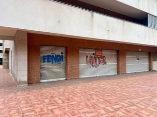 Local comercial en venta en Casc Antic - Nou Cambrils en Cambrils