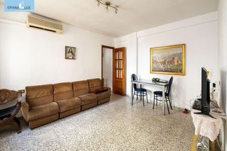Piso en venta en Barrio de Zaidín en Granada