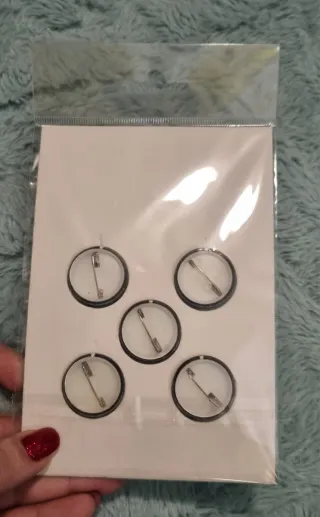 Five Finger Death Punch Conj de Crachás e Porta-ch