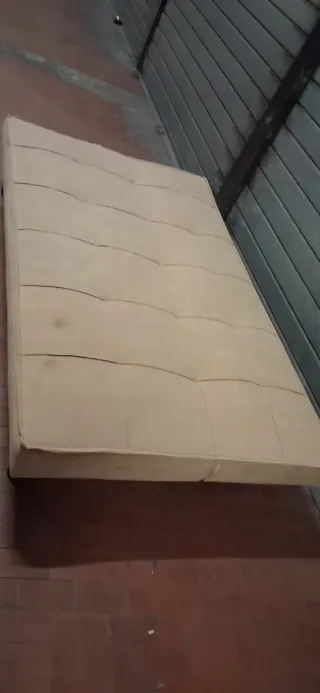 Divano letto beige tessuto