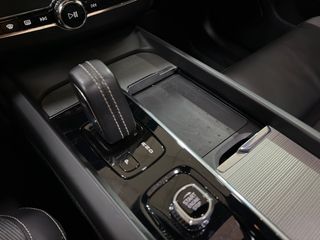 Volvo XC60 R DESIGN 2.0 B4