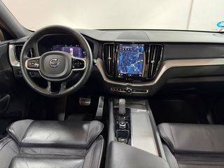 Volvo XC60 R DESIGN 2.0 B4