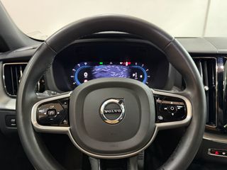 Volvo XC60 R DESIGN 2.0 B4