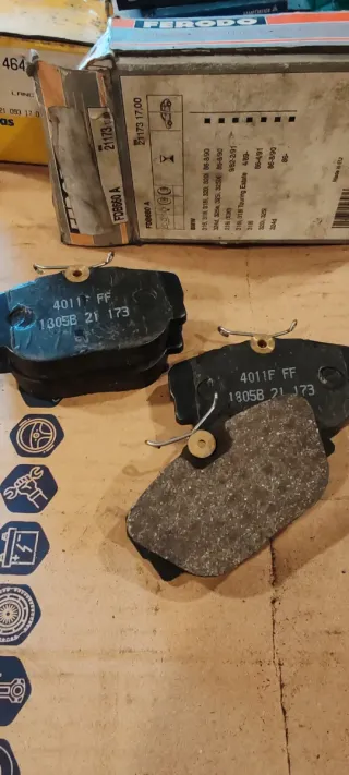 Pastiglie freno Ferodo per BMW E30 e Saab 900