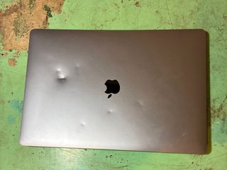 MacBook Pro 2019 16”