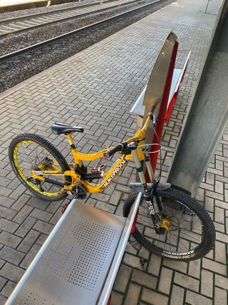 Bicicleta Nukeproof Scalp Amarilla