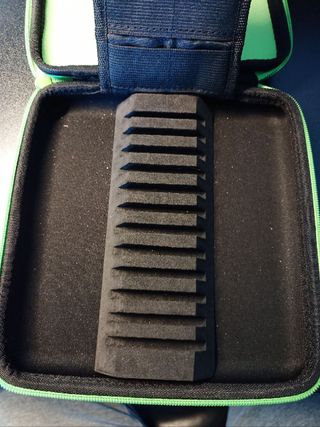 Funda Dardos Harrows Blaze Negra y Verde