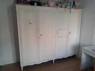 Armario vintage blanco madera