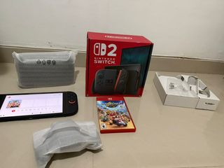 Nintendo Switch 2 con 2 juegos físicos