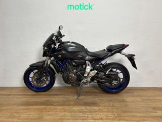 YAMAHA MT-07 (A) (ESCAPE HOMOLOGADO)