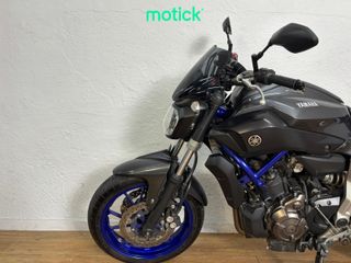 YAMAHA MT-07 (A) (ESCAPE HOMOLOGADO)
