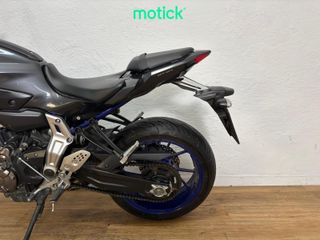 YAMAHA MT-07 (A) (ESCAPE HOMOLOGADO)