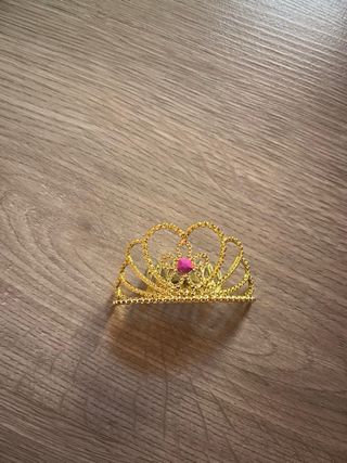 Ropa para Nancy: Vestido y Corona