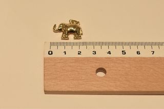 COLGANTE ELEFANTE DE ORO 18K/2.2Gr
