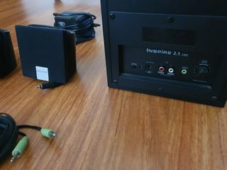 Altavoces Creative Inspire 2.1 2400