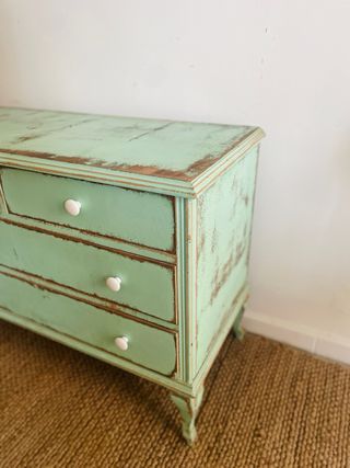 Cómoda vintage madera verde desgastada
