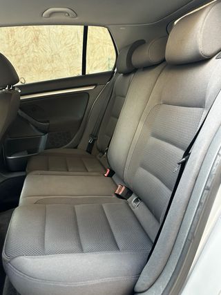 Volkswagen golf MK 5 año 2004 2.0 TDI 140cv 6 velo