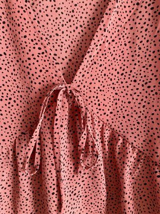 Blusa SHEIN rosa lunares talla M