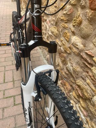 Bicicleta Orbea Dakar - 26” pulgad