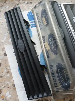 Rejillas Ford Clásicas