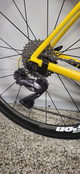 Bici da Strada Scott ADICT Carbono