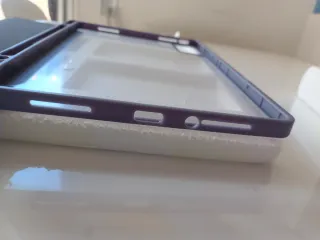 Funda + 4 protectores tablet 11