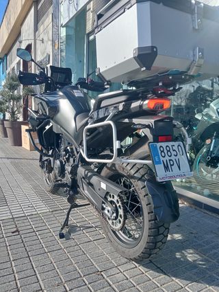 CF Moto 800 MT Explore