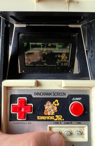 Nintendo Game & Watch Donkey Kong Jr.