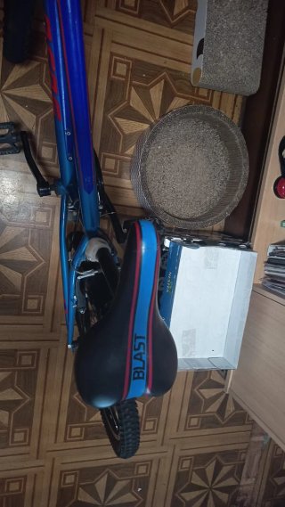 Bicicleta azul BLAST