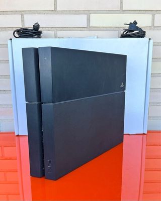 Consola PS4 (PlayStation 4) Negra + Mando Blanco