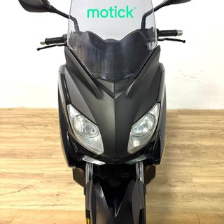 YAMAHA XMAX 125