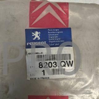 EMBELLECEDOR INFERIOR CONSOLA CENTRAL PEUGEOT 306