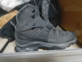 Botas de montaña Salomon Quest 4 Gore-Tex