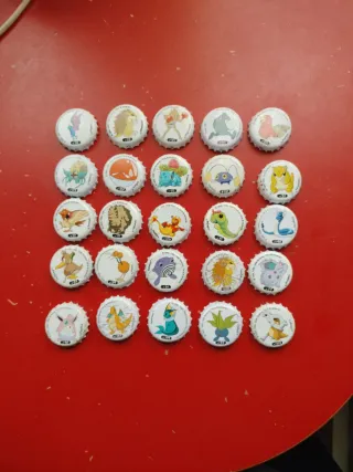 25 Chapas/Tapón corona Pokemon Italianas