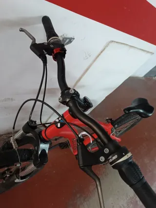 Bicicleta Montaña Roja