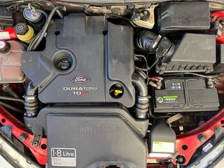 Ford Focus MK1 TDCI con todos los extras 3 puertas