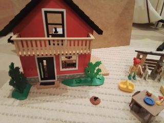 Granja Playmobil con figuras y animales