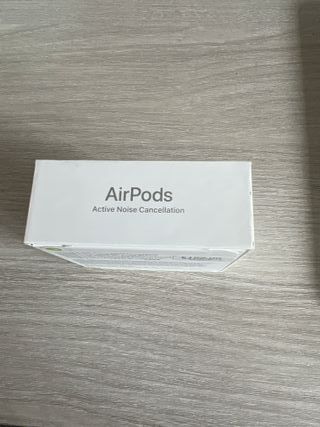 AirPods 4 con Cancelación de Ruido