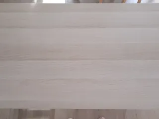 Escritorio IKEA madera y metal