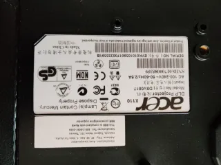 Proyector Acer X110 DLP Negro