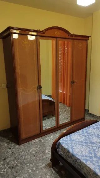 Dormitorio completo madera