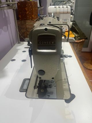 Máquina de coser industrial zigzag de 3 puntadas