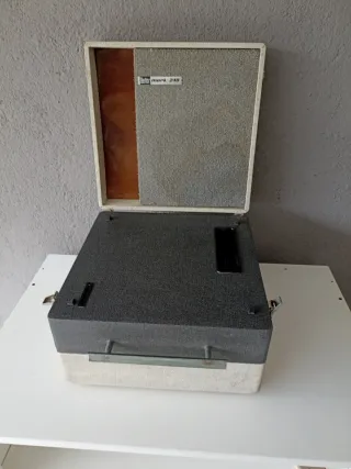 Tocadiscos Bettor Mark 240